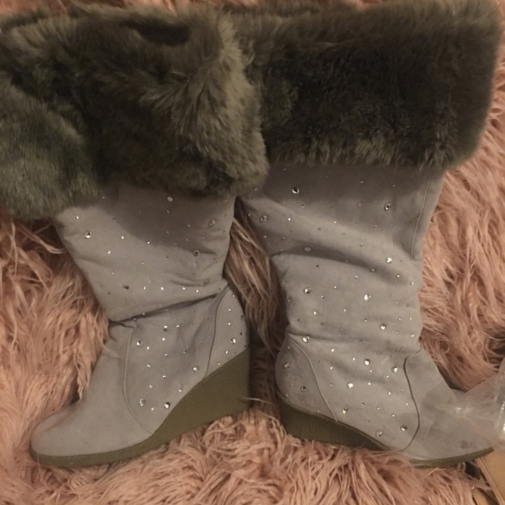 Heeled boots leather